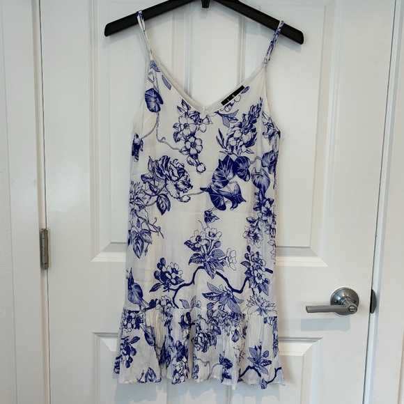 Lulus Garden Bloom Blue and White Floral Print Ruffled Shift Dress - Picture 3 of 7
